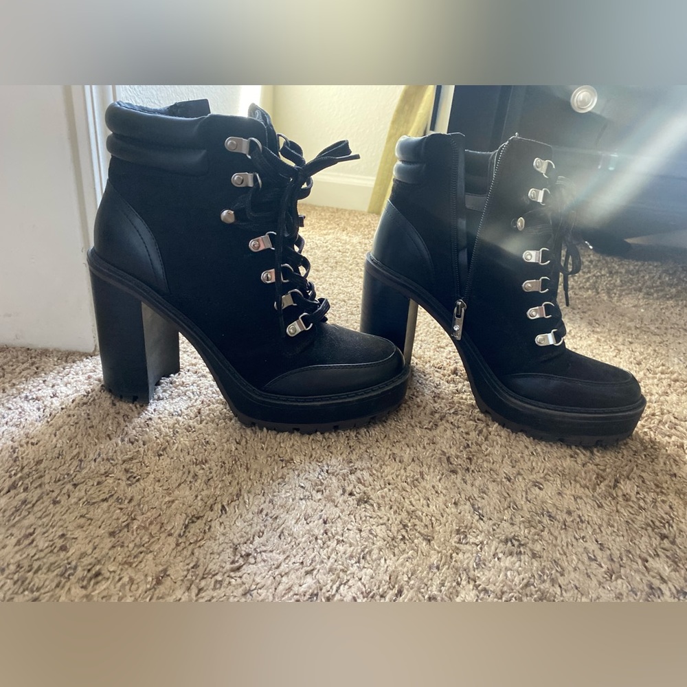 JLo Beauty Women's Boots Size 8 Black